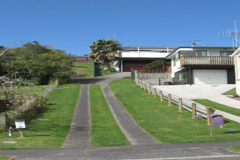 Photo of property in 23 Dingadee Street, Welcome Bay, Tauranga, 3112