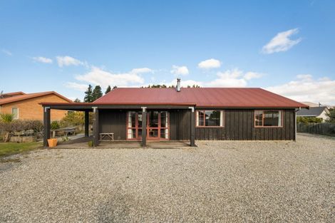Photo of property in 9 Perrow Street, Wanaka, 9305