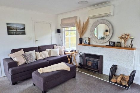 Photo of property in 14 Versailles Street, Karori, Wellington, 6012