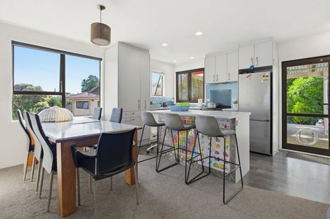 Photo of property in 9 Panzic Place, Glen Eden, Auckland, 0602