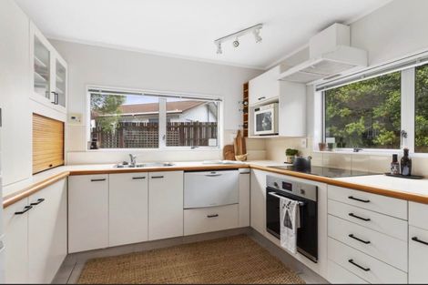 Photo of property in 13 Mallard Grove, Churton Park, Wellington, 6037