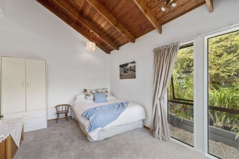 Photo of property in 2/85 Castor Bay Road, Castor Bay, Auckland, 0620