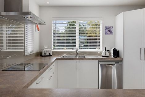 Photo of property in 28 Mcdermott Place, Halswell, Christchurch, 8025