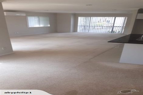 Photo of property in 80 South Kensington Way, Henderson, Auckland, 0612