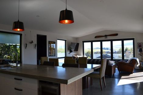 Photo of property in 19b Rannoch Drive, Jacks Point, Queenstown, 9371