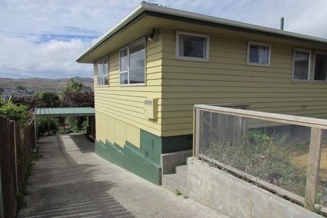Photo of property in 79 Conclusion Street, Ascot Park, Porirua, 5024