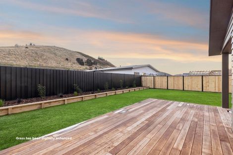 Photo of property in 6 Lake Mckay Drive, Luggate, 9382