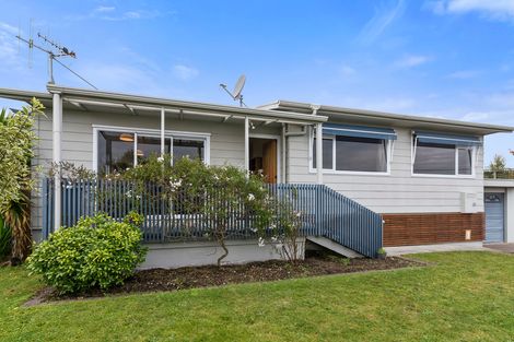 Photo of property in 32 Gillies Avenue, Taupo, 3330