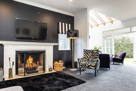 Photo of property in 110 Te Awe Awe Street, Hokowhitu, Palmerston North, 4410