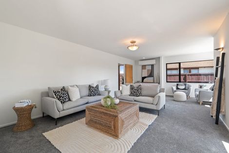 Photo of property in 10 Woodstock Place, Russley, Christchurch, 8042