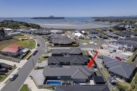 Photo of property in 69 Bert Wall Drive, Omokoroa, 3114