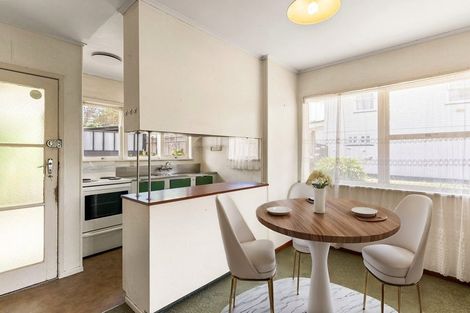 Photo of property in 1/15 Rotoiti Avenue, Pakuranga Heights, Auckland, 2010