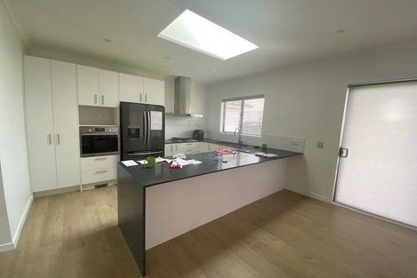 Photo of property in 7 Hopkirk Avenue, Wallaceville, Upper Hutt, 5018