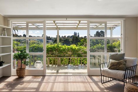 Photo of property in 1 Winiata Street, Brookfield, Tauranga, 3110