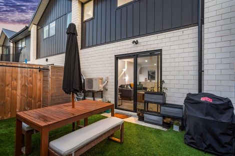 Photo of property in 6/21 Titoki Street, Te Atatu Peninsula, Auckland, 0610