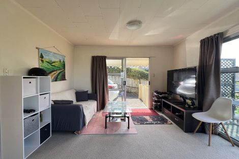 Photo of property in 1/207 East Coast Road, Castor Bay, Auckland, 0620