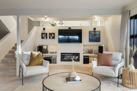 Photo of property in 29 Eastcliffe Road, Castor Bay, Auckland, 0620