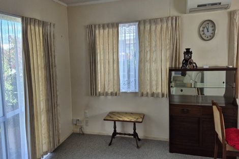 Photo of property in 14 Pemberton Crescent, Greerton, Tauranga, 3112