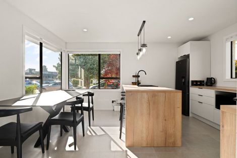 Photo of property in 28 Mcdonald Street, Mosgiel, 9024