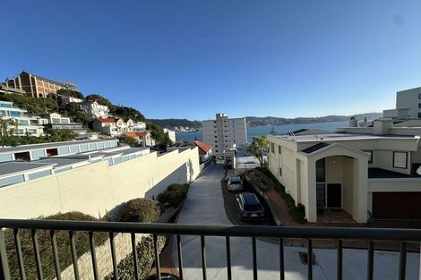Photo of property in 7/22 Oriental Terrace, Oriental Bay, Wellington, 6011