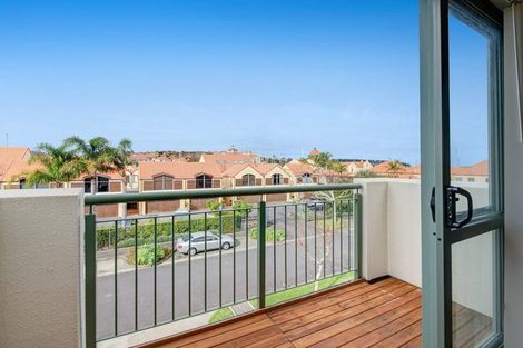 Photo of property in 42 Waterside Crescent, Gulf Harbour, Whangaparaoa, 0930