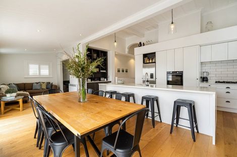 Photo of property in 6 Shoal Bay Road, Devonport, Auckland, 0624