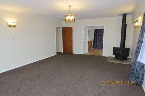 Photo of property in 8 Bodi Place, Te Atatu South, Auckland, 0610