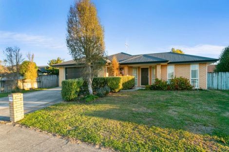 Photo of property in 20 Madison Street, Cambridge, 3434