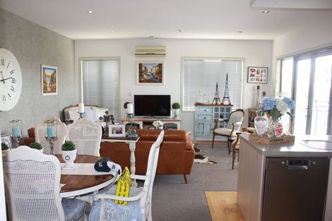 Photo of property in Point Ridge, 8/130f Gills Road, Albany Heights, Auckland, 0632