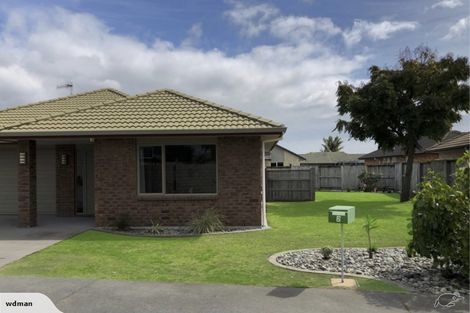 Photo of property in 2 Sophies Way, Papamoa Beach, Papamoa, 3118