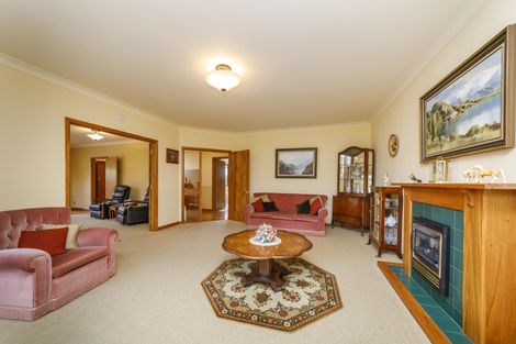 Photo of property in 44 Ruamahanga Crescent, Terrace End, Palmerston North, 4410