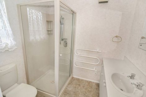 Photo of property in 16d Burns Street, Westown, New Plymouth, 4310