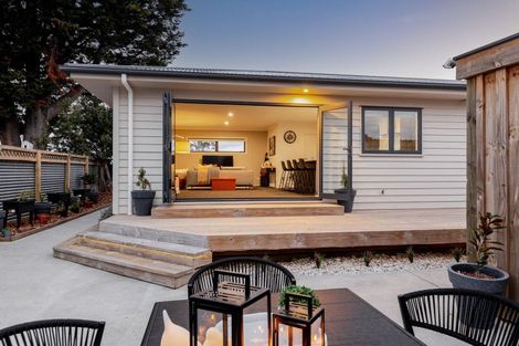 Photo of property in 7 Humber Street, Roslyn, Palmerston North, 4414