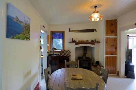 Photo of property in 229 Hauraki Road, Coromandel, 3506