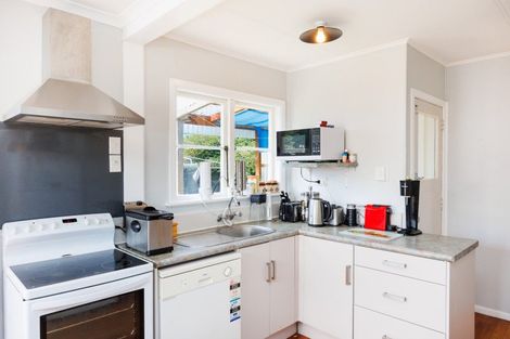 Photo of property in 25 Taylor Avenue, Feilding, 4702