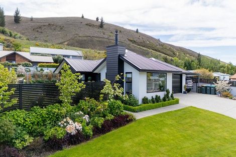 Photo of property in 76 Shields Street, Clyde, 9330