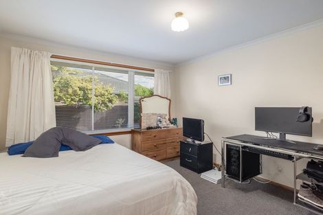 Photo of property in 33 Compton Street, Woolston, Christchurch, 8062