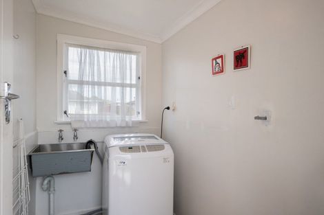 Photo of property in 75 Winchester Street, Levin, 5510