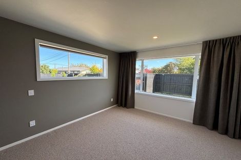 Photo of property in 102a Isleworth Road, Bishopdale, Christchurch, 8053