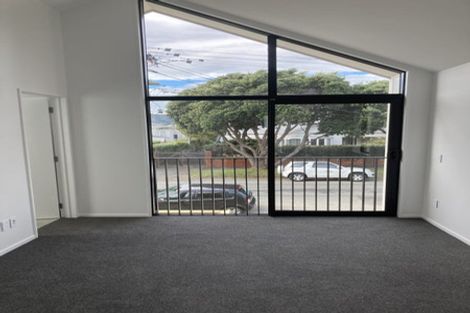 Photo of property in 16 Inglis Street, Seatoun, Wellington, 6022