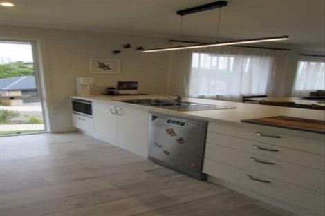 Photo of property in 2 Olivias Place, Stoke, Nelson, 7011