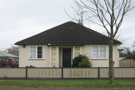 Photo of property in 33 Old Farm Road, Hamilton East, Hamilton, 3216