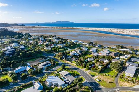 Photo of property in 46 Moir Point Road, Mangawhai Heads, Mangawhai, 0505