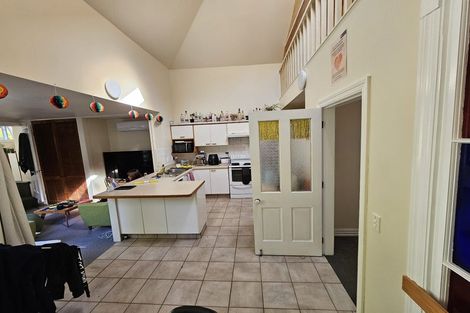 Photo of property in 34 Devon Street, Aro Valley, Wellington, 6021