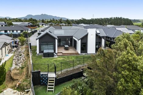 Photo of property in 28 Honeyfield Drive, Whalers Gate, New Plymouth, 4310
