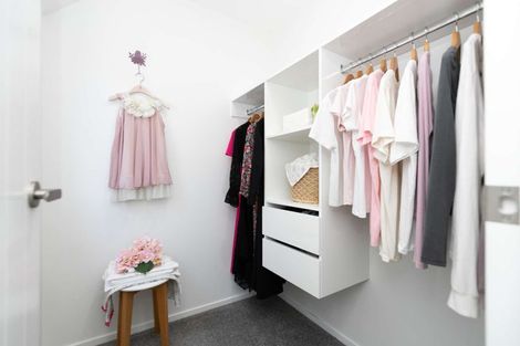 Photo of property in 90c Seymour Road, Sunnyvale, Auckland, 0612