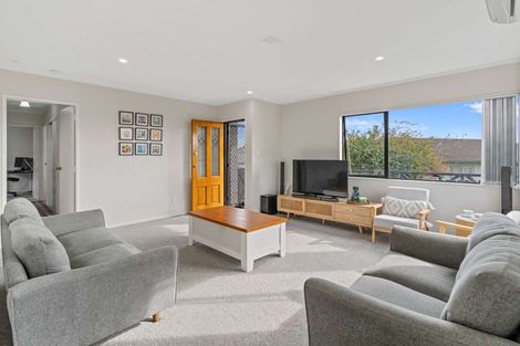 Photo of property in 1/67 Charntay Avenue, Clover Park, Auckland, 2019