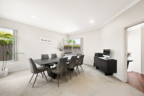 Photo of property in 31 Mickelson Avenue, Rototuna, Hamilton, 3210