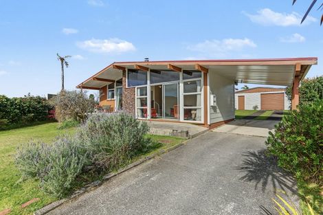 Photo of property in 24 Donovan Street, Te Puke, 3119