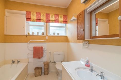 Photo of property in 7 Kaka Street, Waikanae, 5036